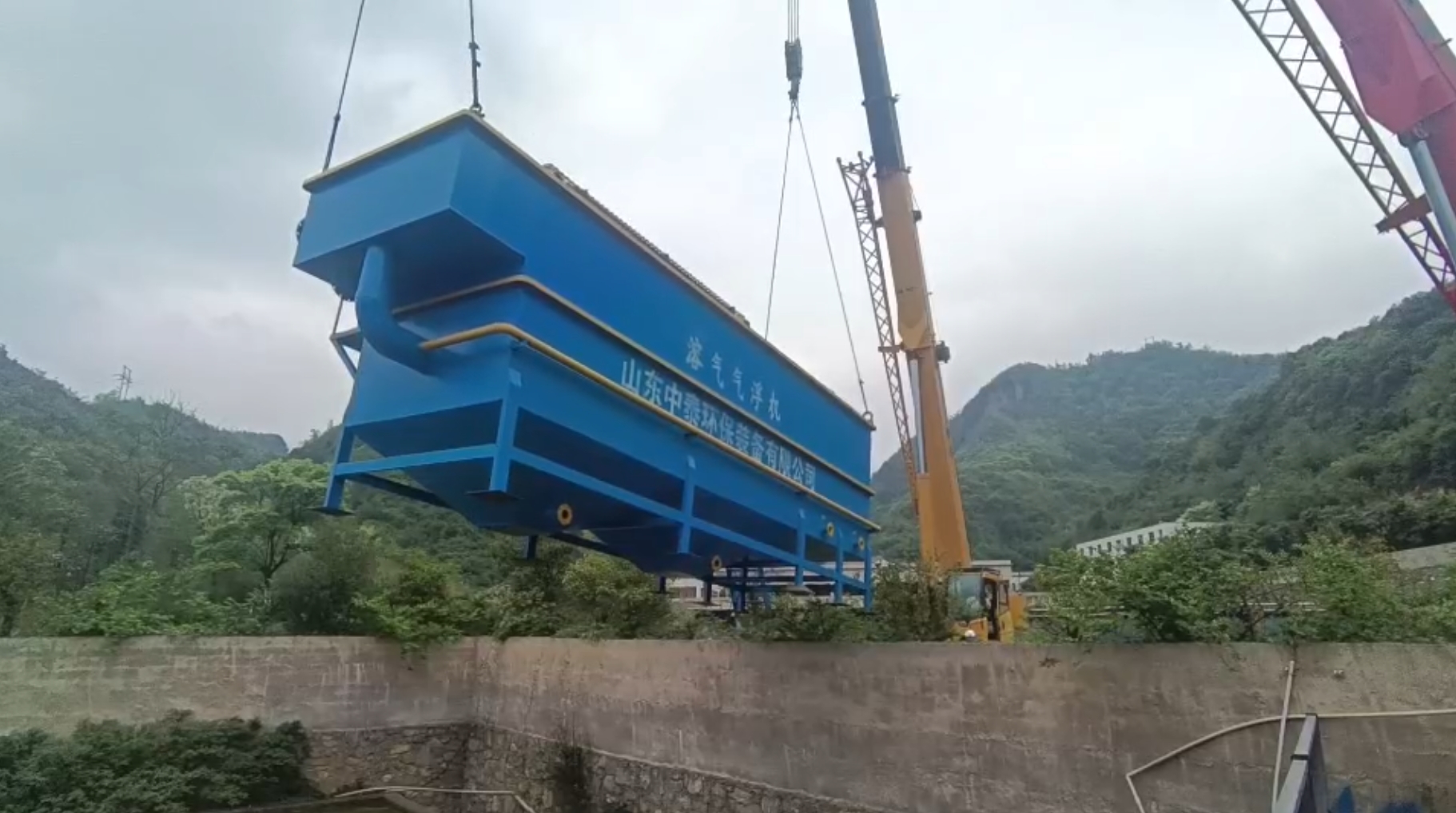氣浮機，高效氣浮機，溶氣氣浮機，氣浮機安裝現(xiàn)場